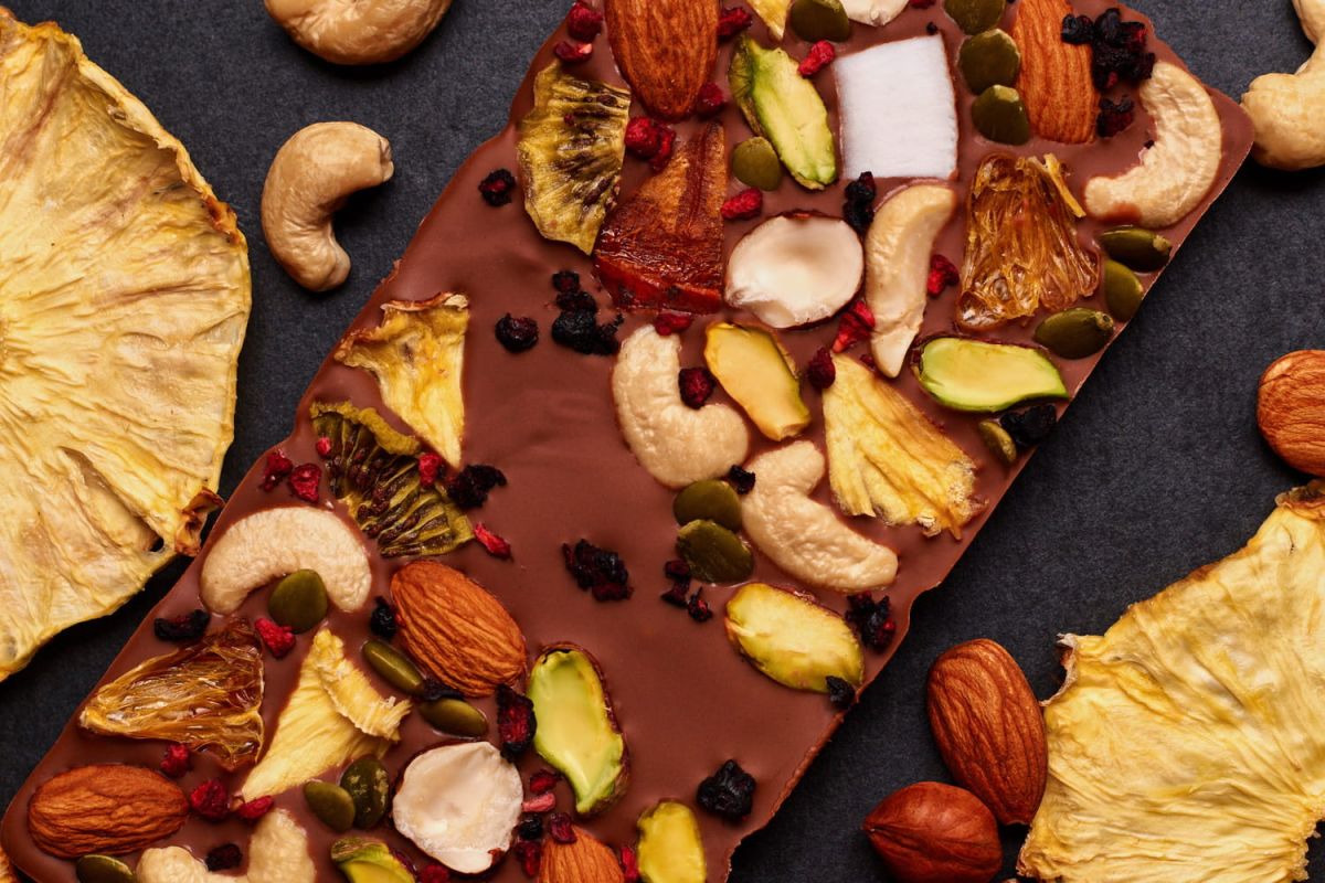 Une tablette de chocolat XXL pour les fans de mendiants par Norbert Tarayre