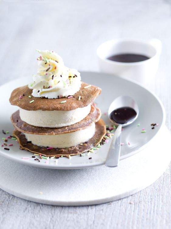 Dame blanche revisitée : le mille-feuille de crêpes