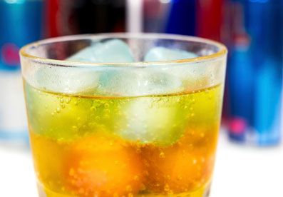 les dangers cachés des boissons énergisantes : l'impact rapide sur le cœur