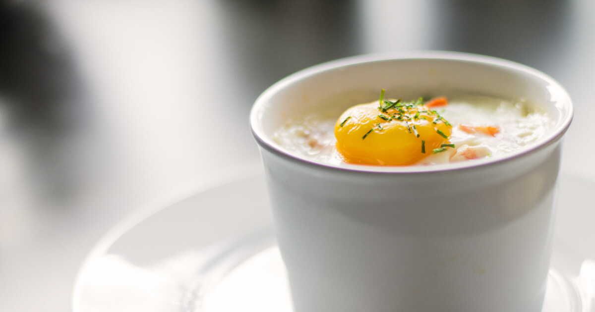 Des œufs au four : une idée pratique pour recycler vos restes