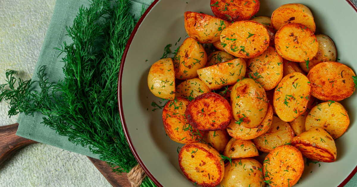 Réussir la cuisson des pommes de terre dans une poêle inox : les secrets révélés