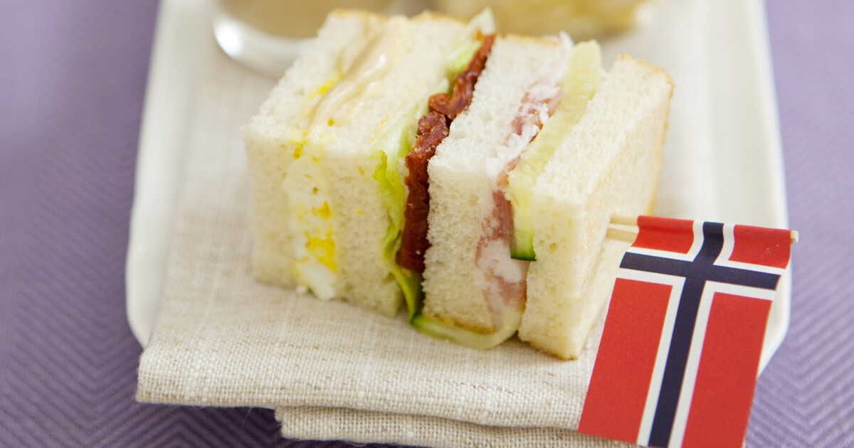 Club sandwich au jambon cru