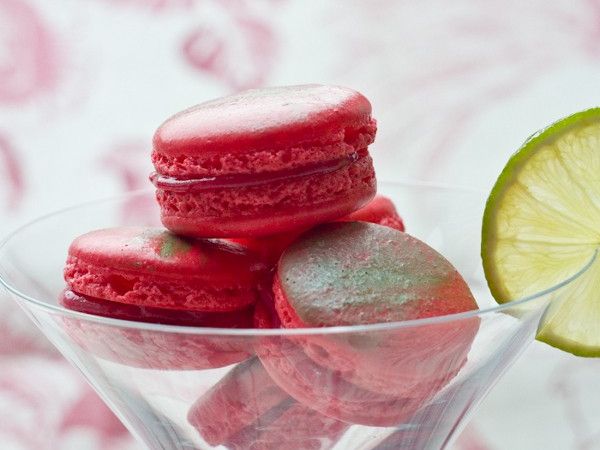 Macarons cosmo : airelles, mandarine, citron vert