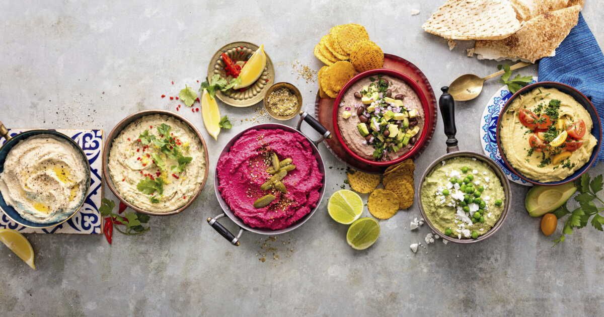 Découvrez 5 recettes originales de houmous pour vos apéritifs d'été