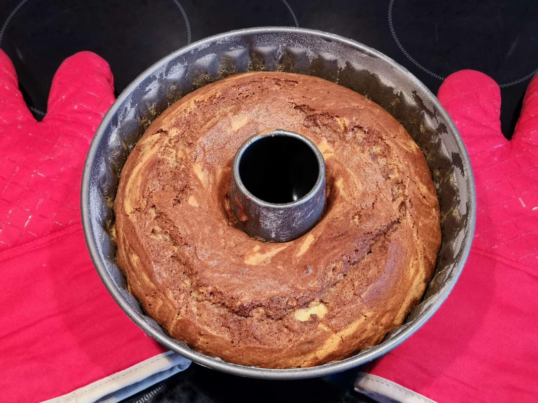 La méthode infaillible pour démouler vos gâteaux sans accrocs
