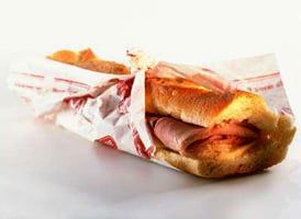 Nourriture: le jambon-beurre, un incontournable
