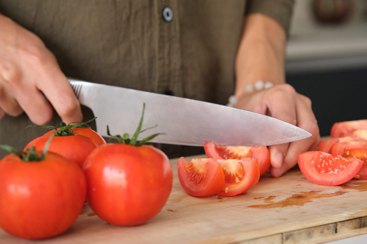 Le geste secret des chefs pour des couteaux toujours aiguisés