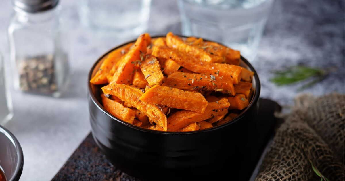 Des frites de carottes croustillantes à l'Airfryer : la recette qui va vous séduire