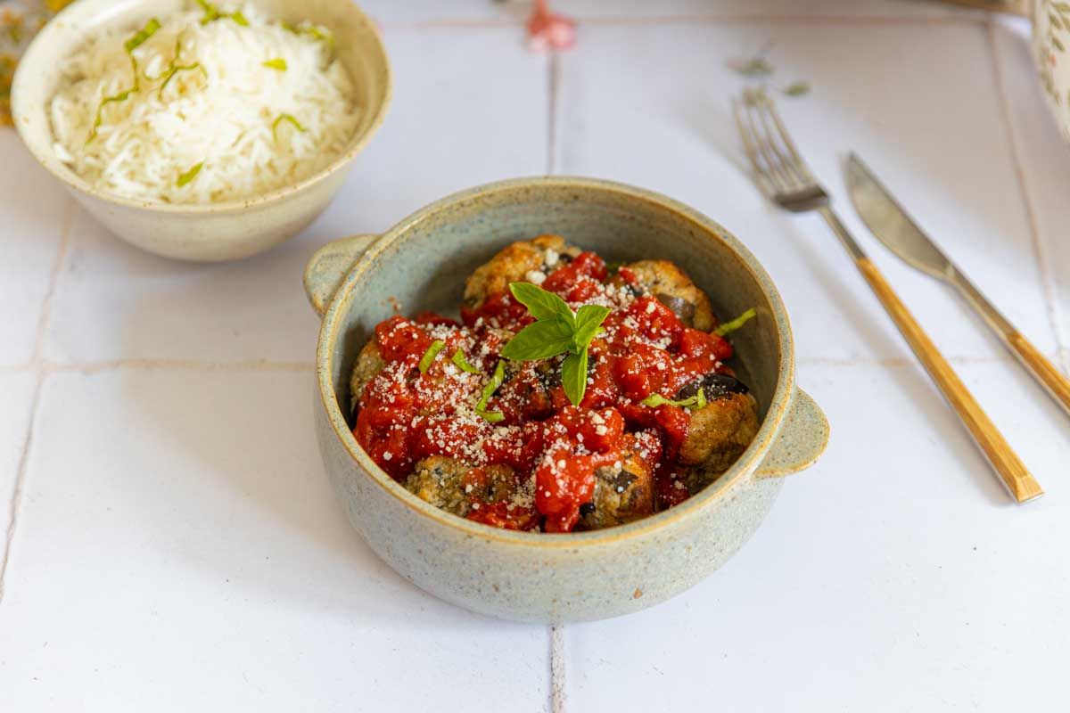 Boulettes d'aubergines à la parmigiana