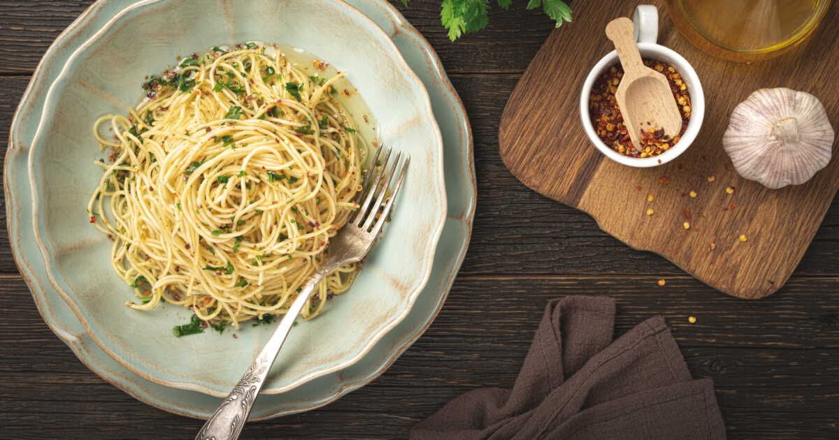 La magie des spaghetti aglio olio e peperoncino : un classique italien à savourer sans modération