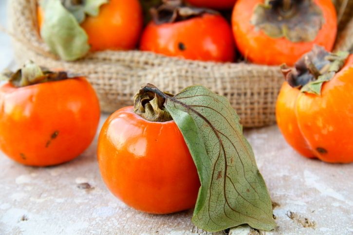 Le kaki, cet allié antioxydant à savourer en cuisine