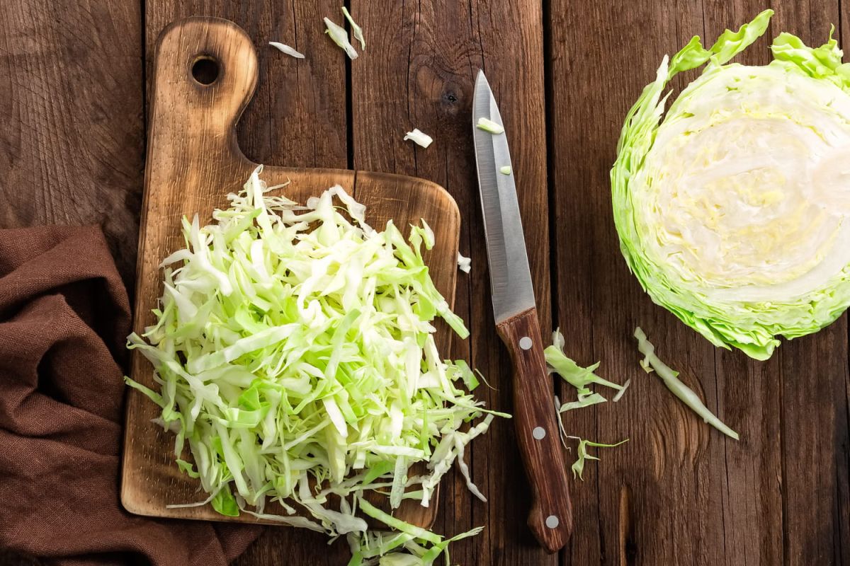 Astuces pour éliminer les odeurs de chou en cuisine